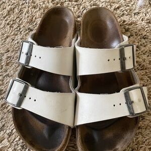 White Birkenstocks size 7 in women’s